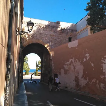 Estudio Acogedor * Tarragona