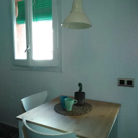 Estudio Acogedor Lägenhet *