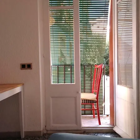 Estudio Acogedor * 塔拉戈纳